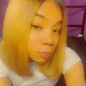 Meet your Posher, Leilani